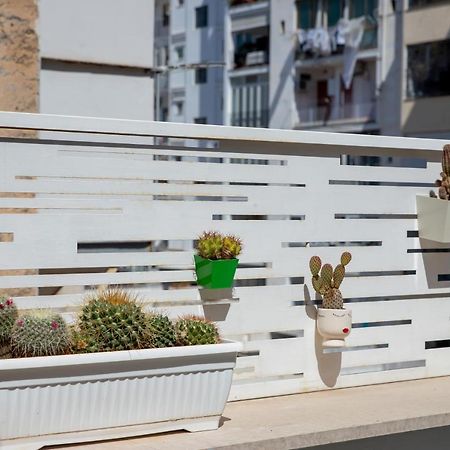 Casa Ginebras Apartment Bari Bagian luar foto