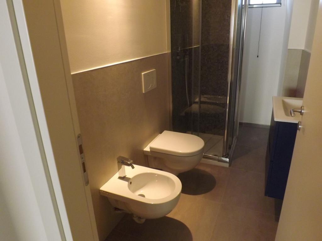 Casa Ginebras Apartment Bari Bagian luar foto