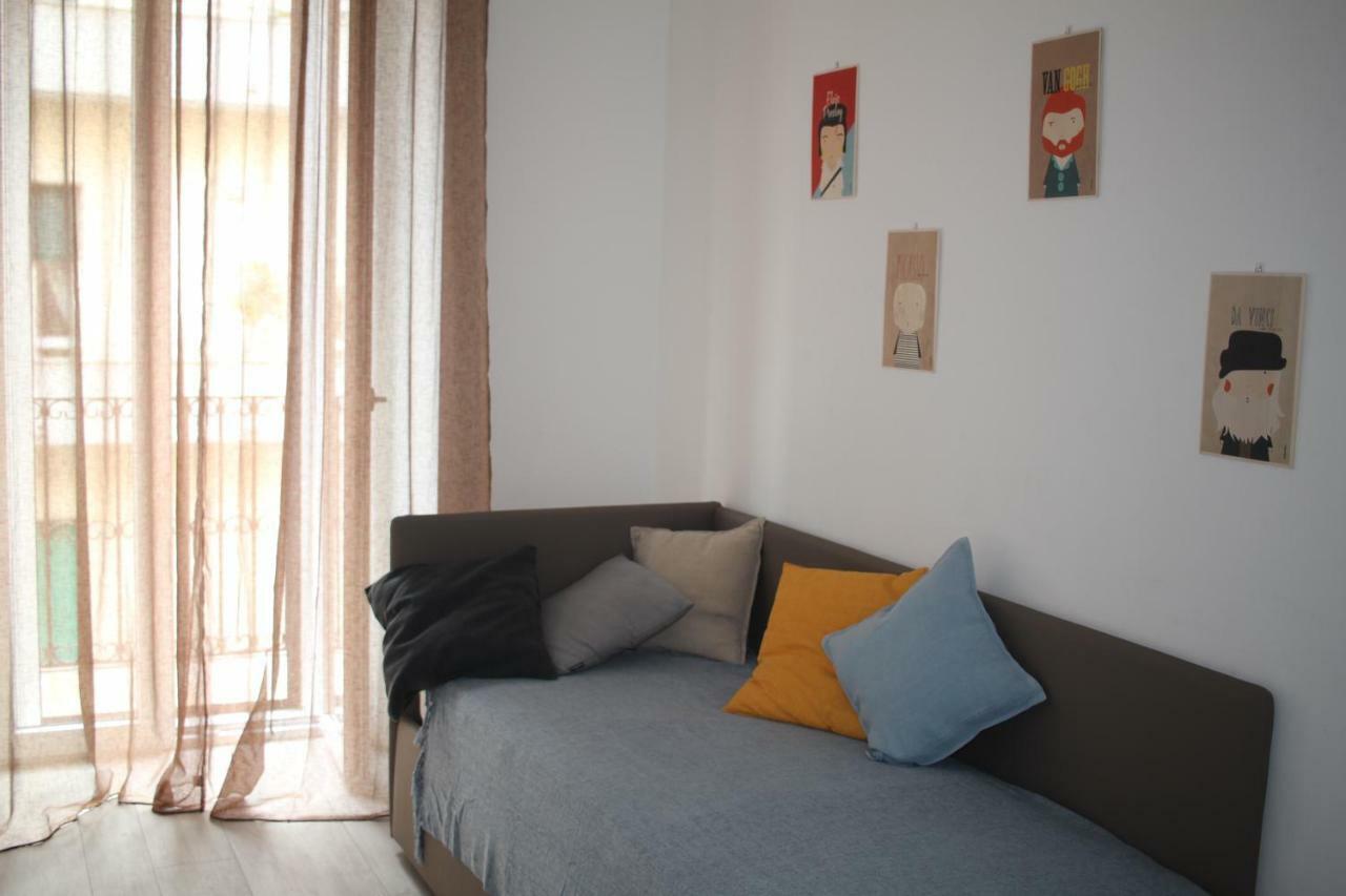 Casa Ginebras Apartment Bari Bagian luar foto