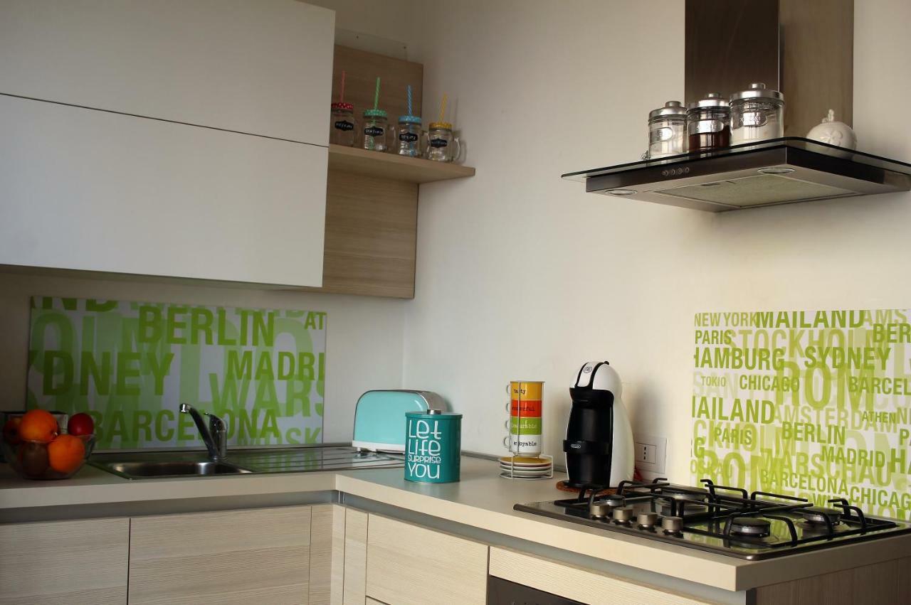 Casa Ginebras Apartment Bari Bagian luar foto